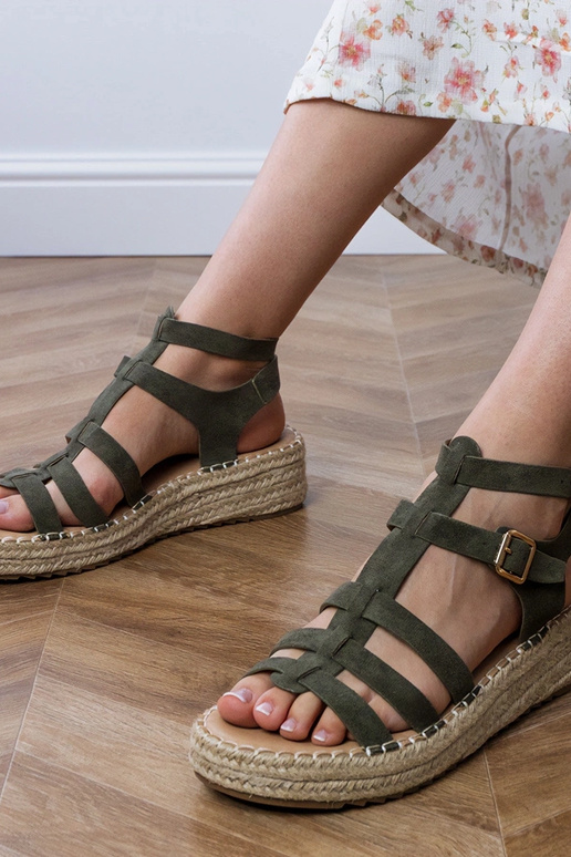 Žalios spalvos espadrilės sandalai ant žemos platformos Amur