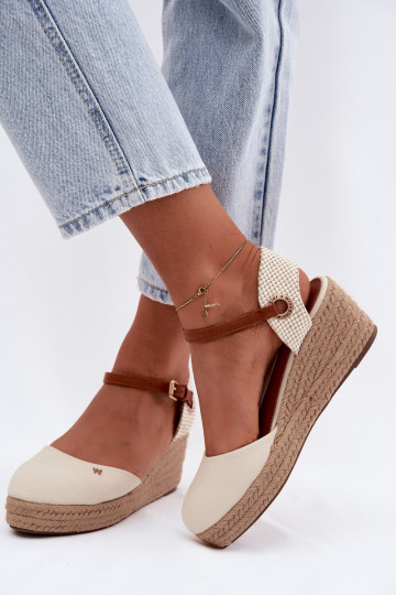 Smėlio spalvos espadrilės su platforma