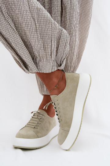 batai Sneakers modelio batai su platformasuĮjungtaturalnego iš zomšosu mėtinės spalvos Blushy