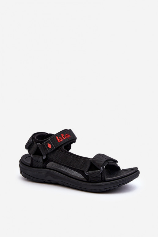 Moteriškos basutės su lipniais užsegimais juodos spalvos Lee Cooper LCIN-26-34-4423L