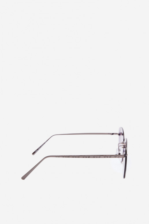 Akiniai nuo saulės berėmiai su UV 400 filtru juodos spalvos