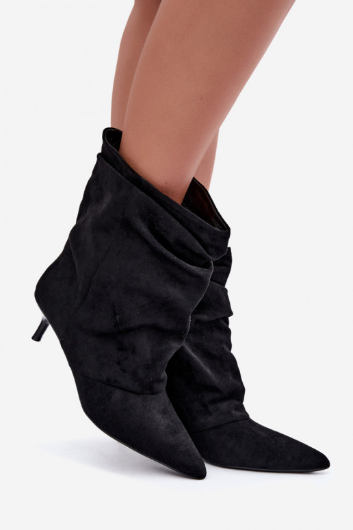 įsispiriami aulinukai slouchy tipo su kulniukais juodos spalvos Farren