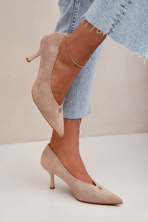 Zomšiniai bateliai su aukso spalvos detalėmis smėlio spalvos Adessa