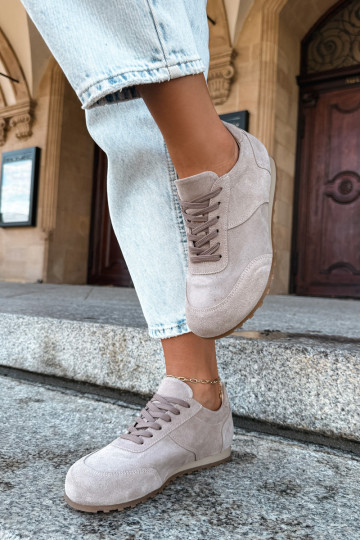 Sneakeriai Barefoot iš dirbtinės zomšos Zazoo N1422 smėlio spalvos