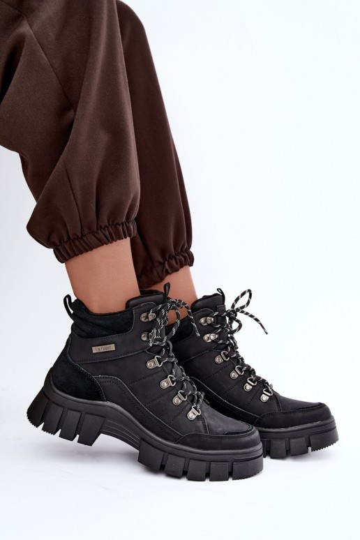 pašiltinti moteriški batai Lee Cooper LCJ-26-31-4580 juodos spalvos