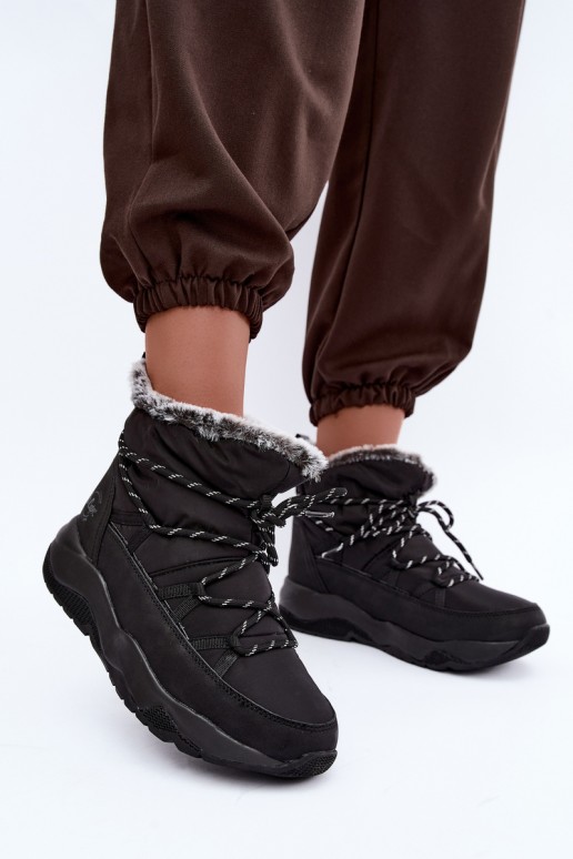 įsispiriami sniego batai su stilingomis detalėmis Lee Cooper LCJ-24-03-3063 juodos spalvos