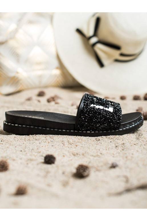 Šlepetės su platforma LOVE