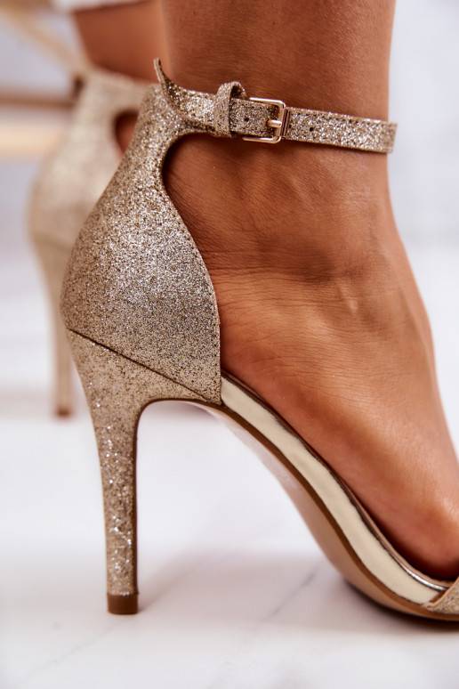 Moteriškos basutės su plonais... Moteriškos basutės su plonais...