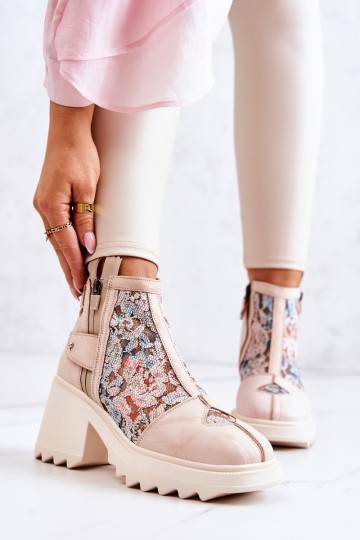 Aulinukai smėlio spalvos