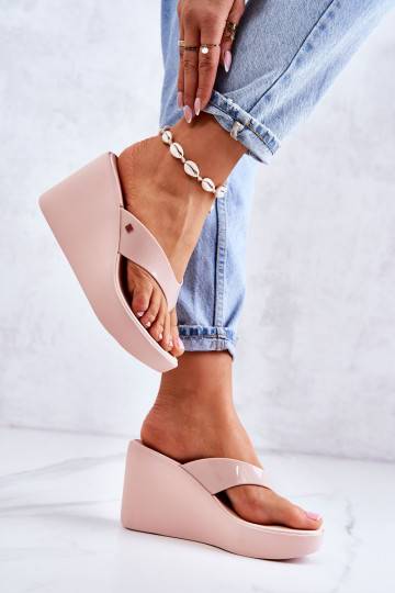 Šlepetės su platforma Nude 2