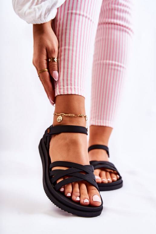 Moteriškos basutės su lipniais... Moteriškos basutės su lipniais...