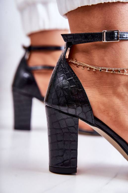 Moteriškos basutės  su spindinčiomis...