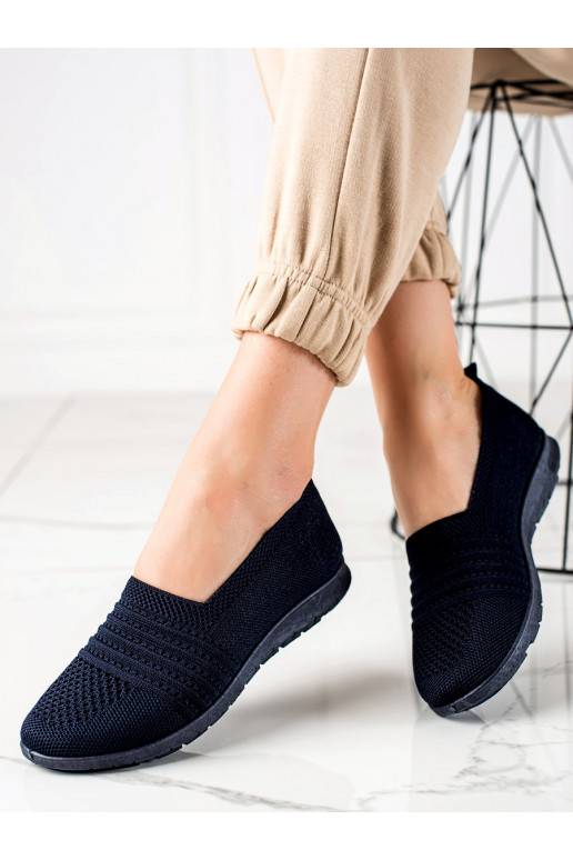 Klasikiniai slip on modelio batai iš... Klasikiniai slip on modelio batai iš...