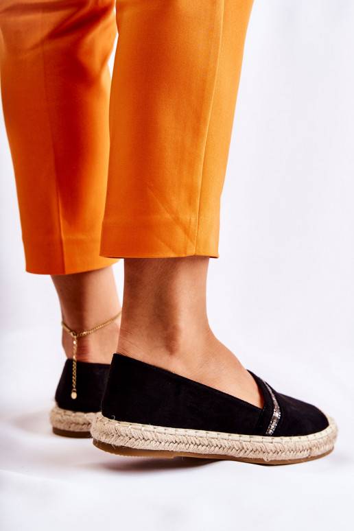 Įsispiriamo modelio   espadrilės... Įsispiriamo modelio   espadrilės...
