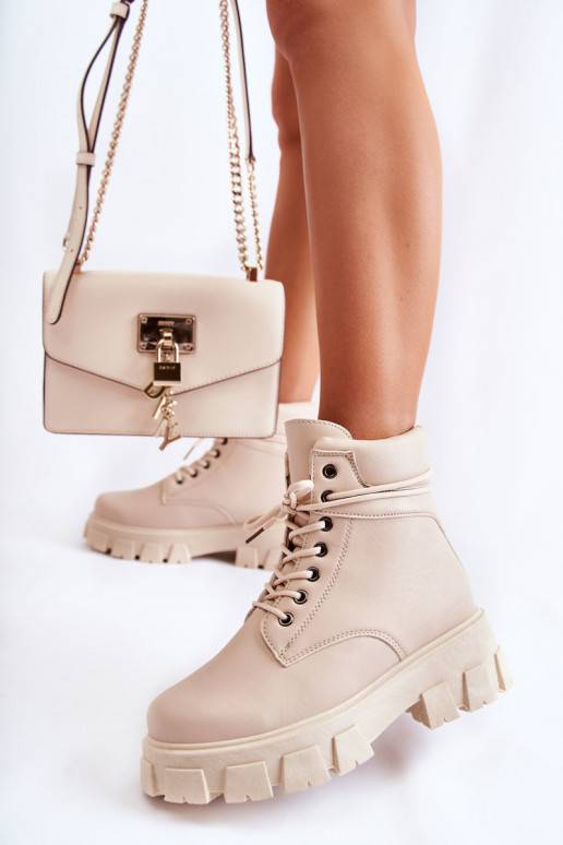 Moteriški aulinukai  dramblio kaulo... Moteriški aulinukai  dramblio kaulo...