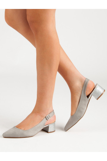 Bateliai su blizgančiais...