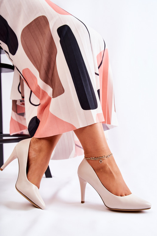 aukštakulniai bateliai pilkos spalvos... aukštakulniai bateliai pilkos spalvos...