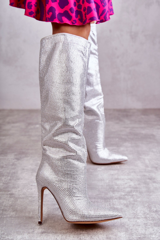 Ilgaauliai batai su plonais...