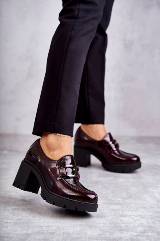 Elegantiško stiliaus batai su... Elegantiško stiliaus batai su...