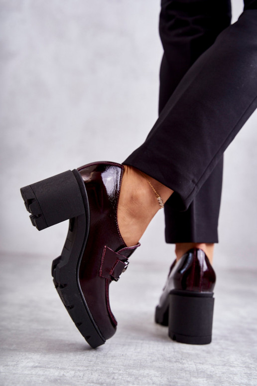 Elegantiško stiliaus batai su... Elegantiško stiliaus batai su...