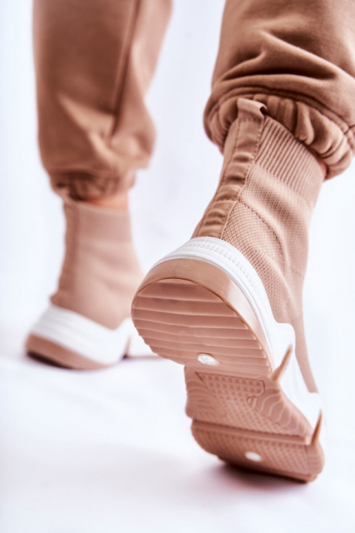 Sportiniai bateliai smėlio spalvos...