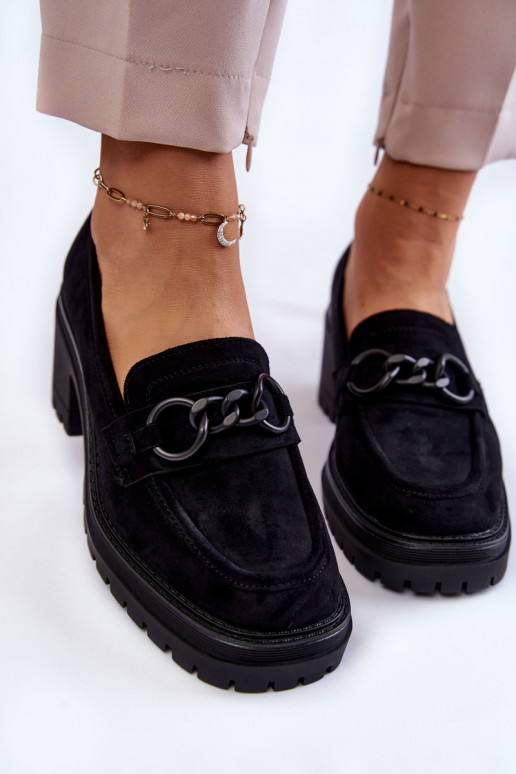 Zomšiniai batai su kulniukais juodos... Zomšiniai batai su kulniukais juodos...