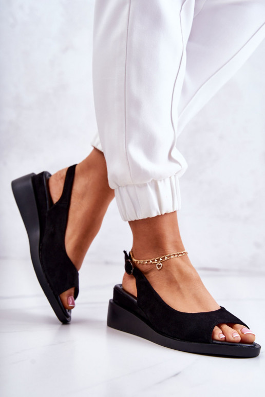 Zomšinės basutės su sagtelėmis juodos... Zomšinės basutės su sagtelėmis juodos...