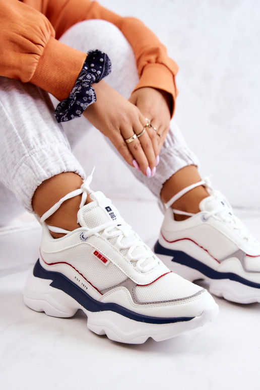 Baltos spalvos laisvalaikio -... Baltos spalvos laisvalaikio -...