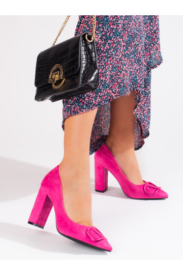 Zomšiniai aukštakulniai...