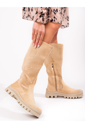 Ilgaauliai batai moterims...