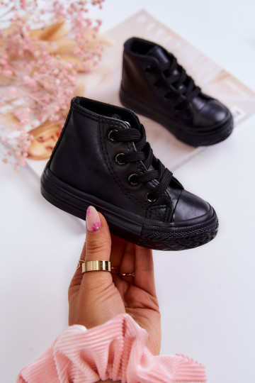 Vaikiški juodos spalvos...