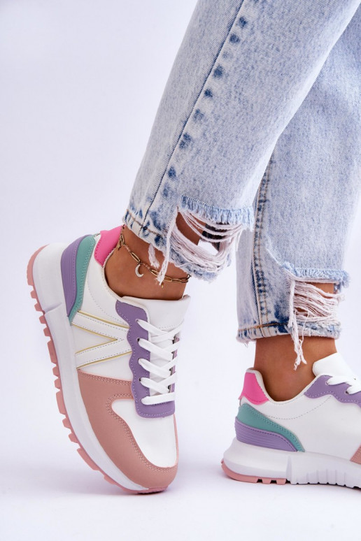 Sportiniai bateliai įvairių spalvų... Sportiniai bateliai įvairių spalvų...