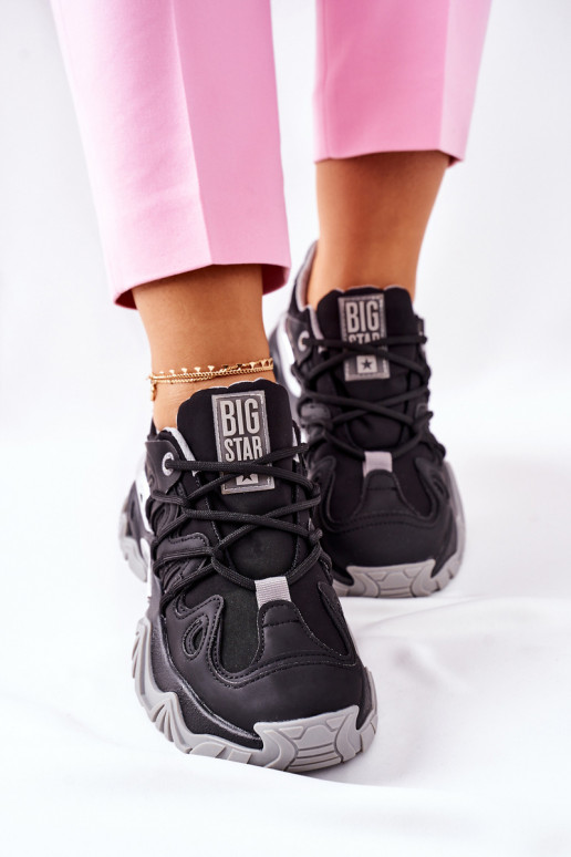 Juodos spalvos sportinio stiliaus...