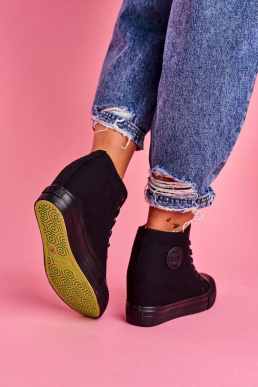 Juodos spalvos Sneakers modelio batai... Juodos spalvos Sneakers modelio batai...