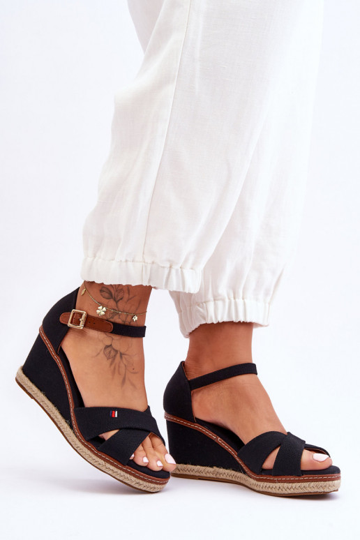 Juodos spalvos basutės  Janet su...