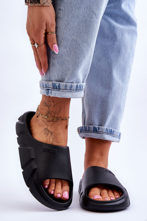 Lengvos šlepetės Big Star  juodos... Lengvos šlepetės Big Star  juodos...