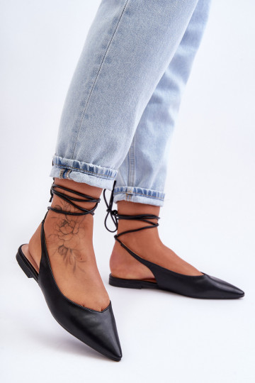 Balerinos su kaspinėliais...