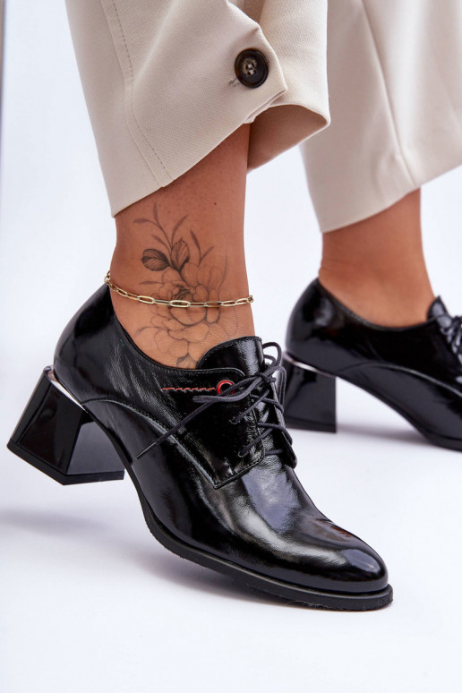 Lakuoti  pusbačiai su kulniukais...