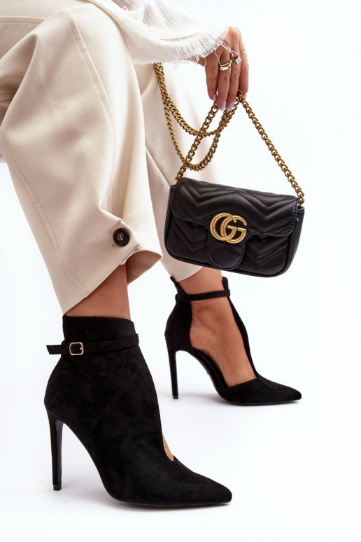 Zomšiniai batai   su plonais...