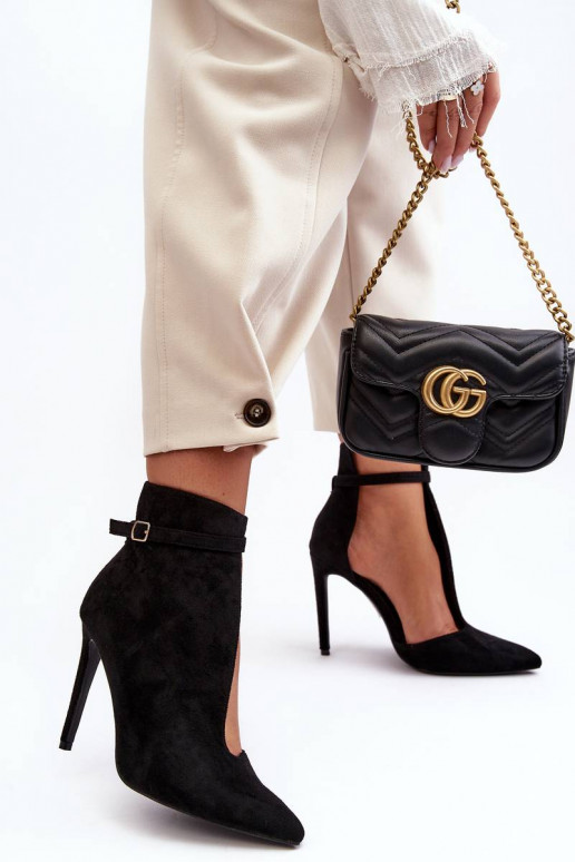 Zomšiniai batai   su plonais...