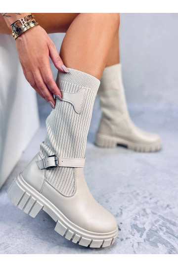 Ilgaauliai batai smėlio...