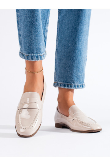 Lakuoti moteriški mokasinai...