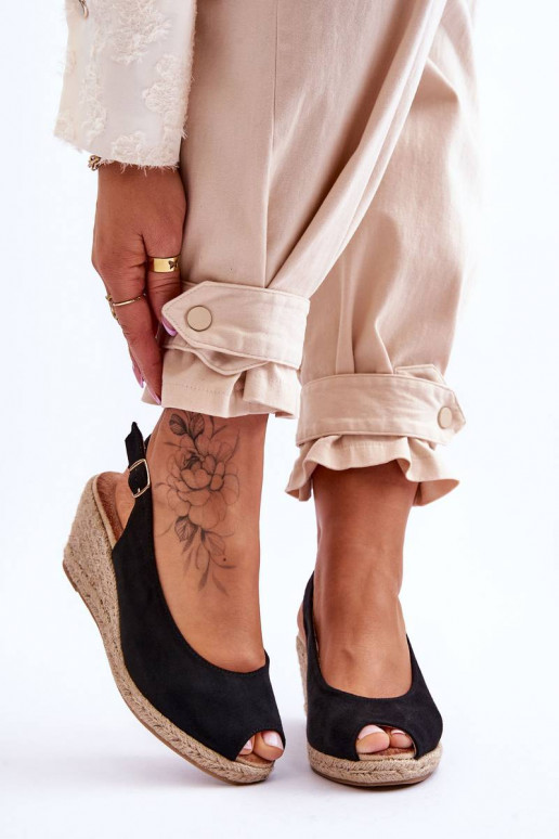 Zomšinės platforminės basutės juodos... Zomšinės platforminės basutės juodos...