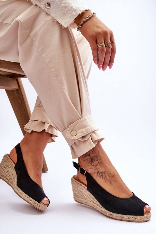 Zomšinės platforminės basutės juodos... Zomšinės platforminės basutės juodos...