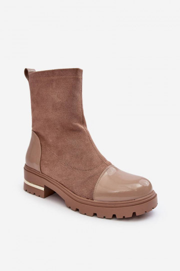 Klasikinio modelio... 2