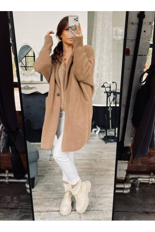 Batai su elastinga viršutine dalimi... Batai su elastinga viršutine dalimi...