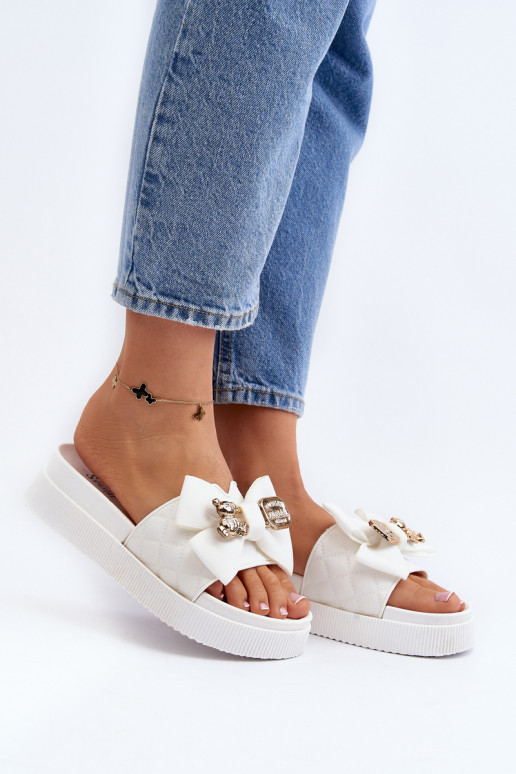 Šlepetės su kaspinais baltos spalvos...