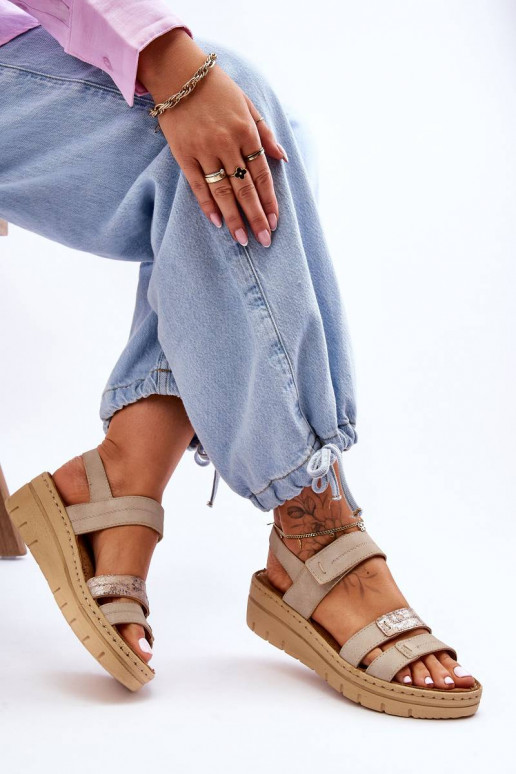 Basutės su lipniais užsegimais smėlio... Basutės su lipniais užsegimais smėlio...