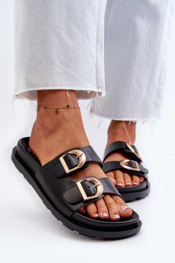 Moteriškos juodos šlepetės...