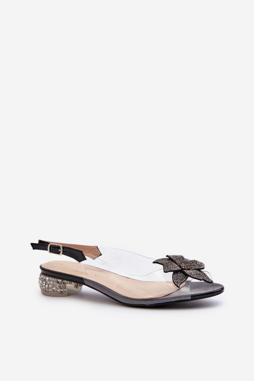 Basutės Perregimi žemu kulniuku su... Basutės Perregimi žemu kulniuku su...